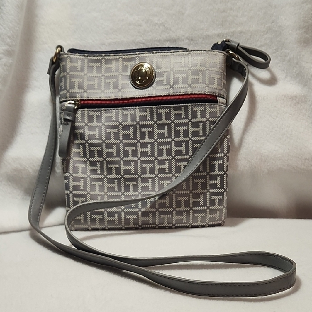 Tommy Hilfiger Gray Crossbody Bag with Modern Geometric Design Preowned